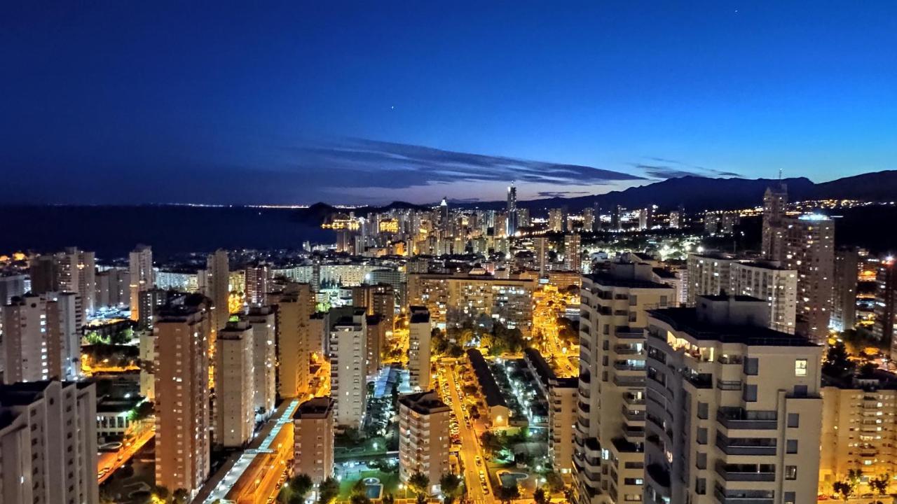 Apartamento Kronos Бенидорм Екстериор снимка