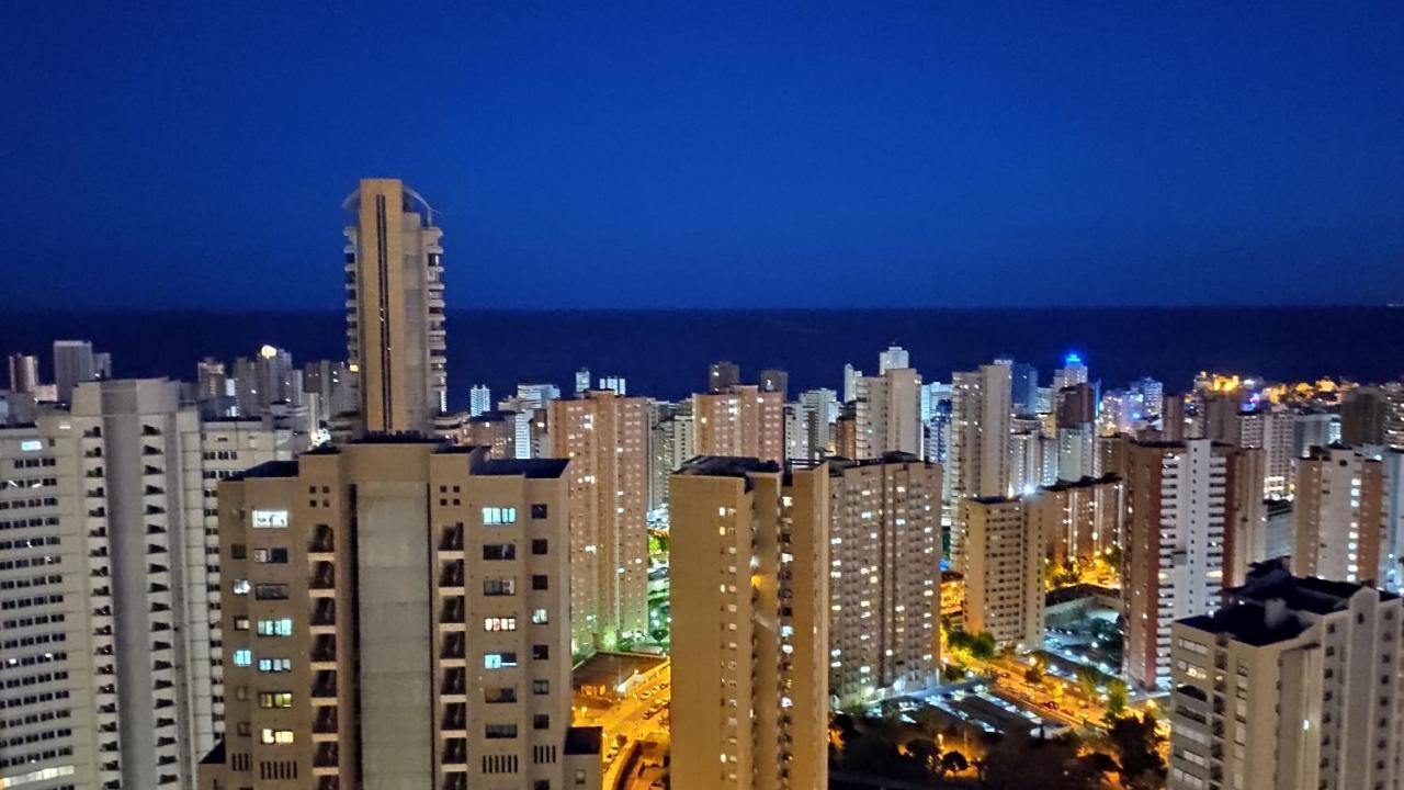 Apartamento Kronos Бенидорм Екстериор снимка